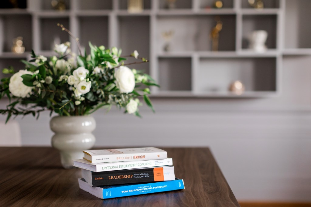 LEADERSHIP & MARKETING CONSULTING with Frida Elisson